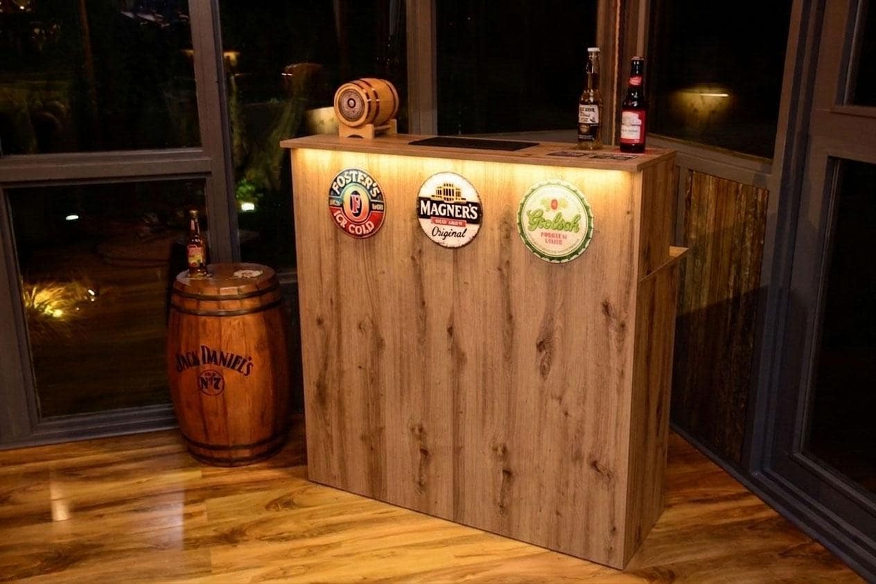 Oak Effect LED Home Bar with Stools (1m)