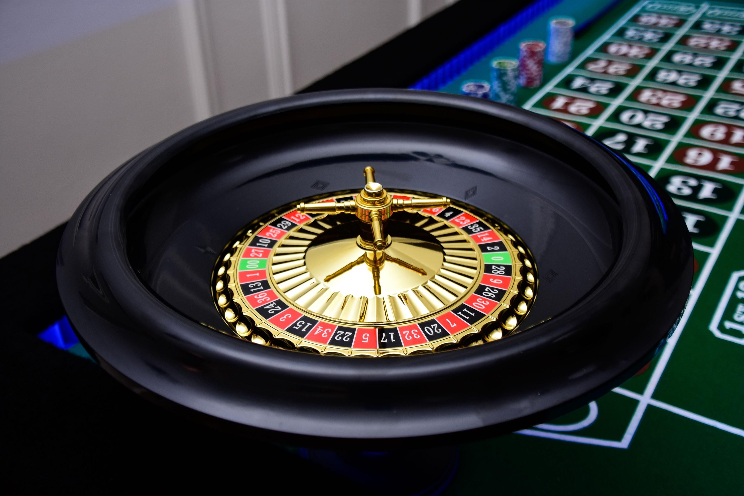 6ft LED Luxury Casino Vault Table with Glass Top