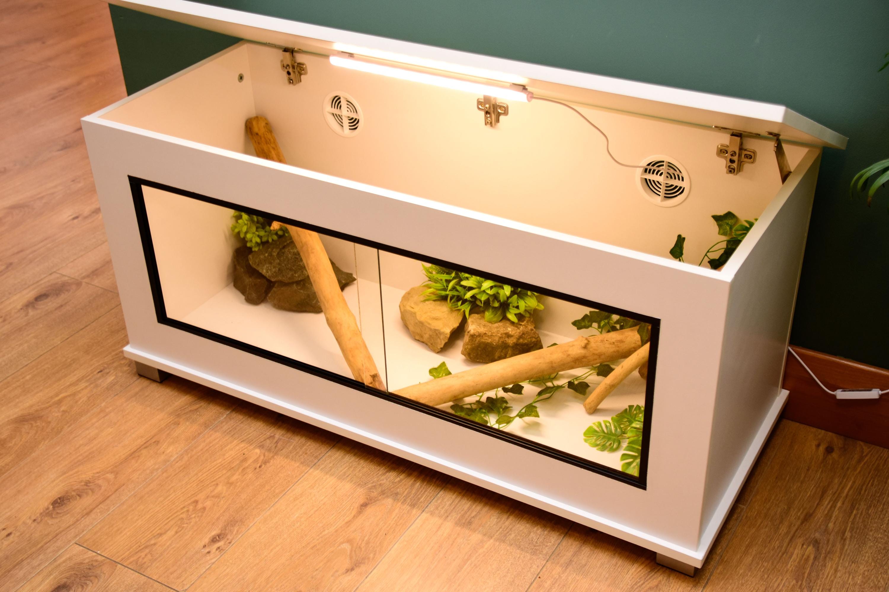 Modern White Reptile Vivarium / Tortoise Table - 1m Wide (Between 3-4ft) - Sliding Doors & Hinge Lid -LED Light Included