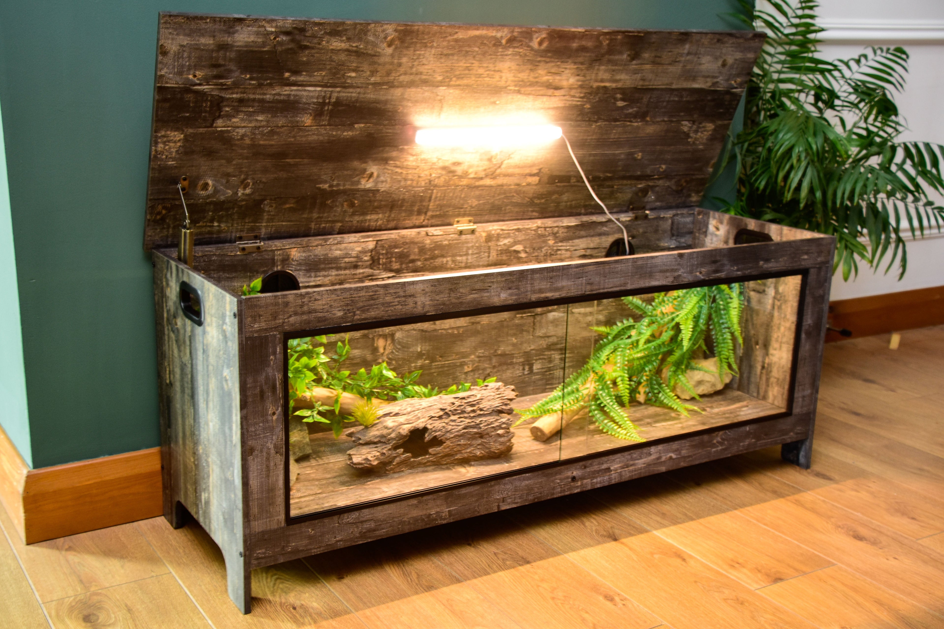 Distressed wood vivarium side angle view showing aged grey wood finish