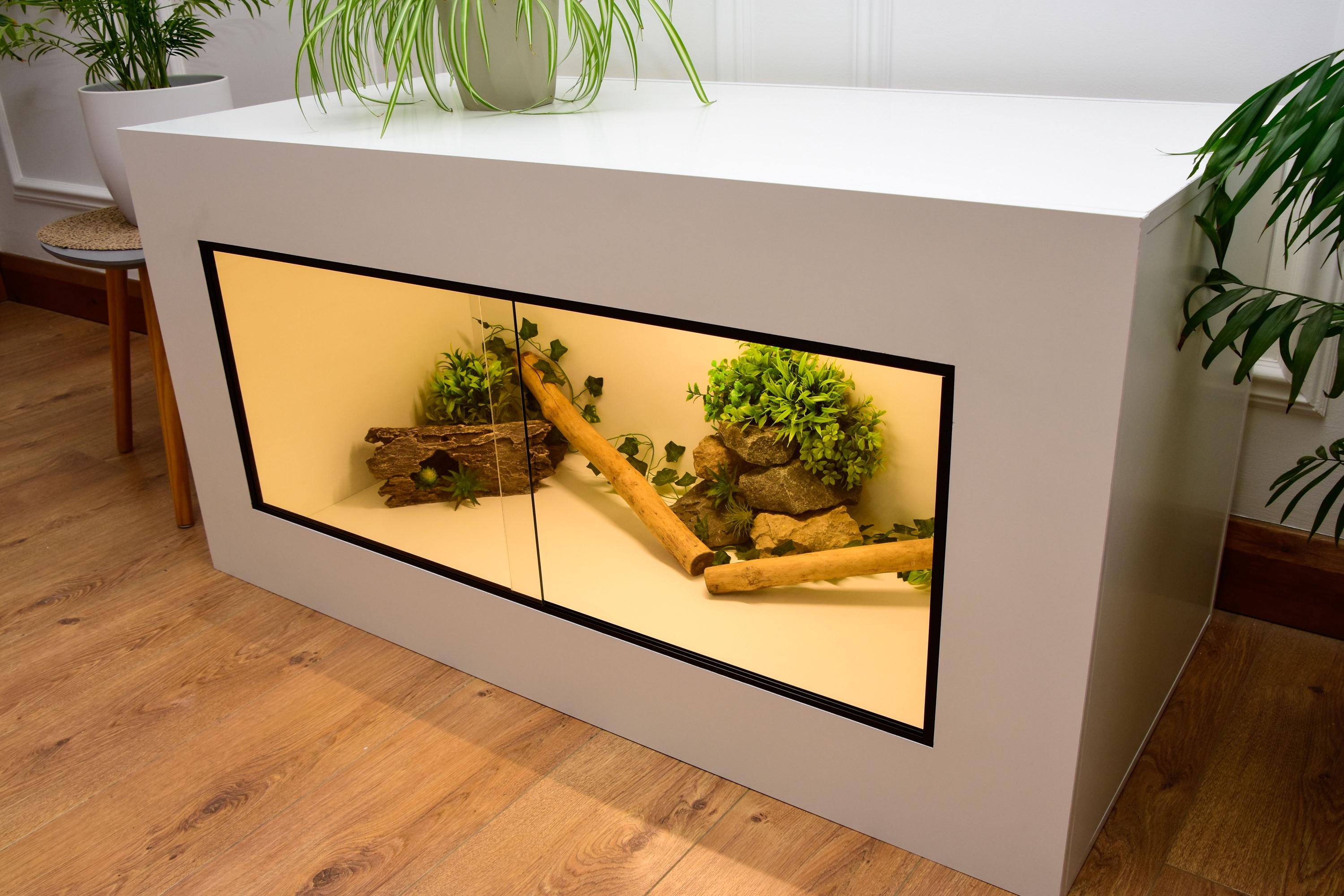 Large 4 x 2 x 2 Modern Reptile Vivarium
