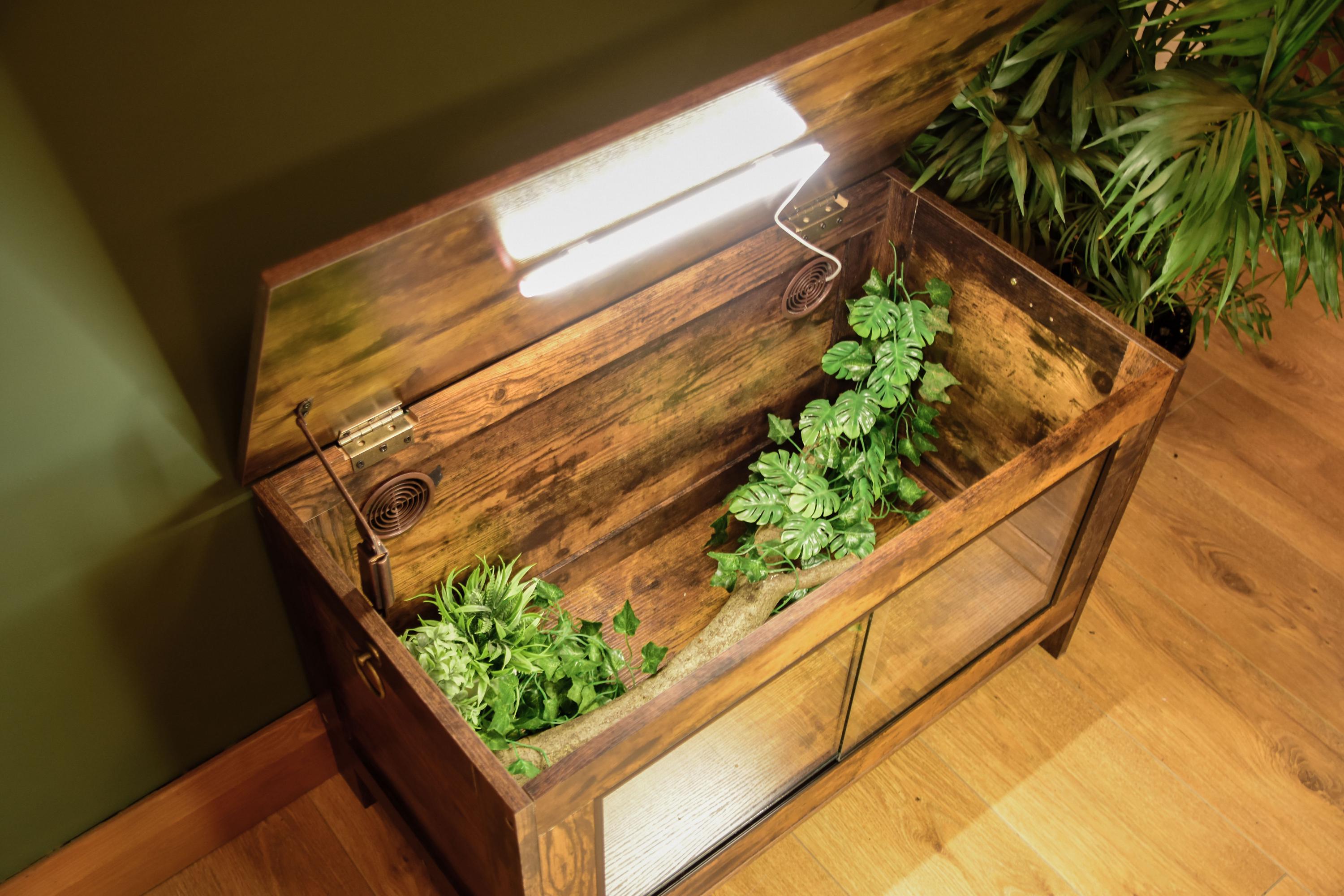 Dark Wood Vivarium / Tortoise House - Hinged Lid + Glass Doors - 76cm x 48cm x 35cm - LED Light Included